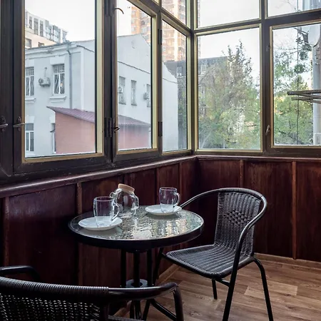 Yaroslav Val Lux * Kiev